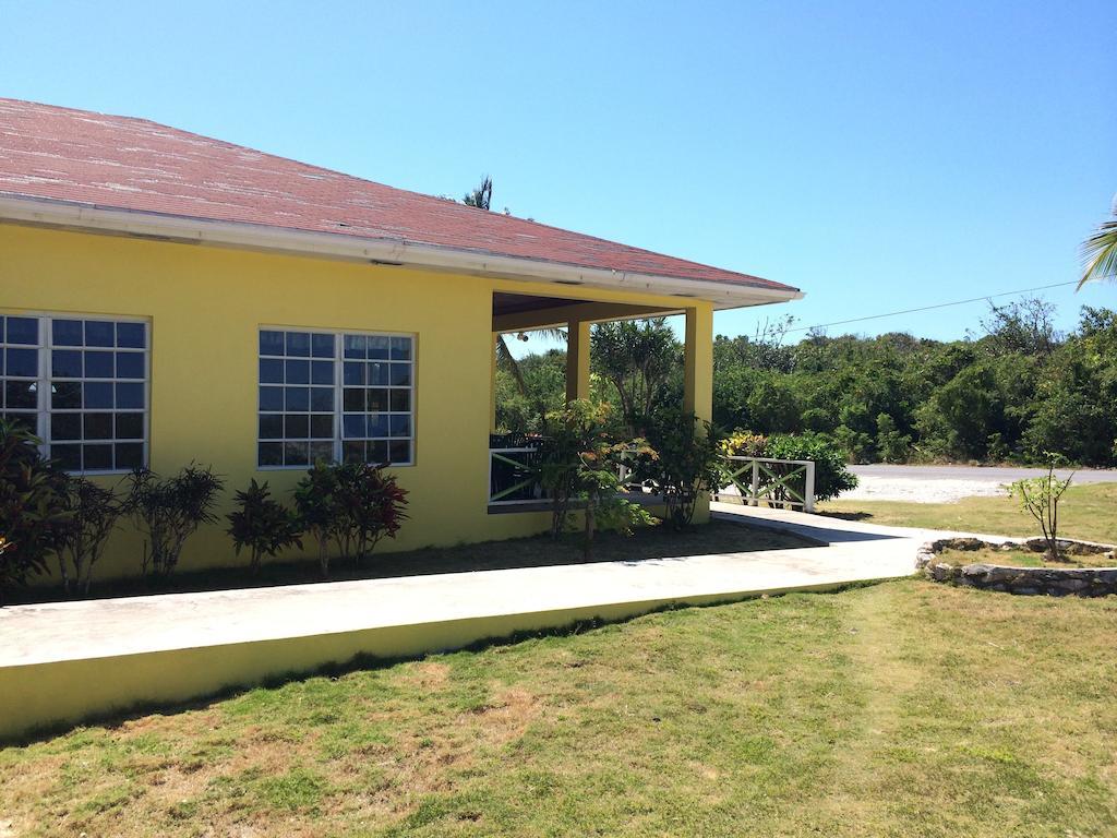 Surfers Manor Motel Gregory Town Exterior foto